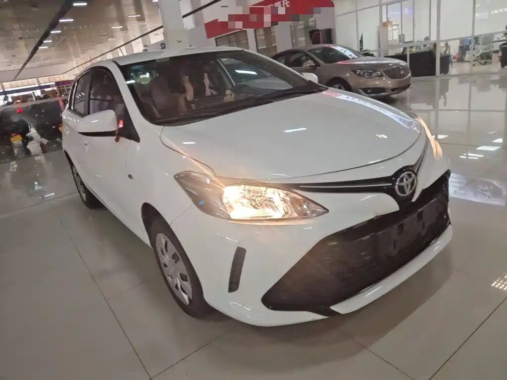 Toyota Vios FS — миниатюра 4