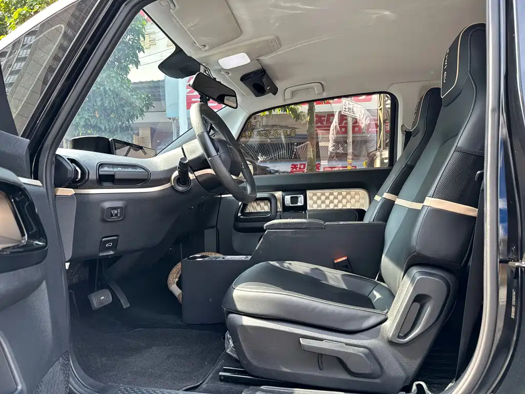 Baojun KiWi EV — миниатюра 13
