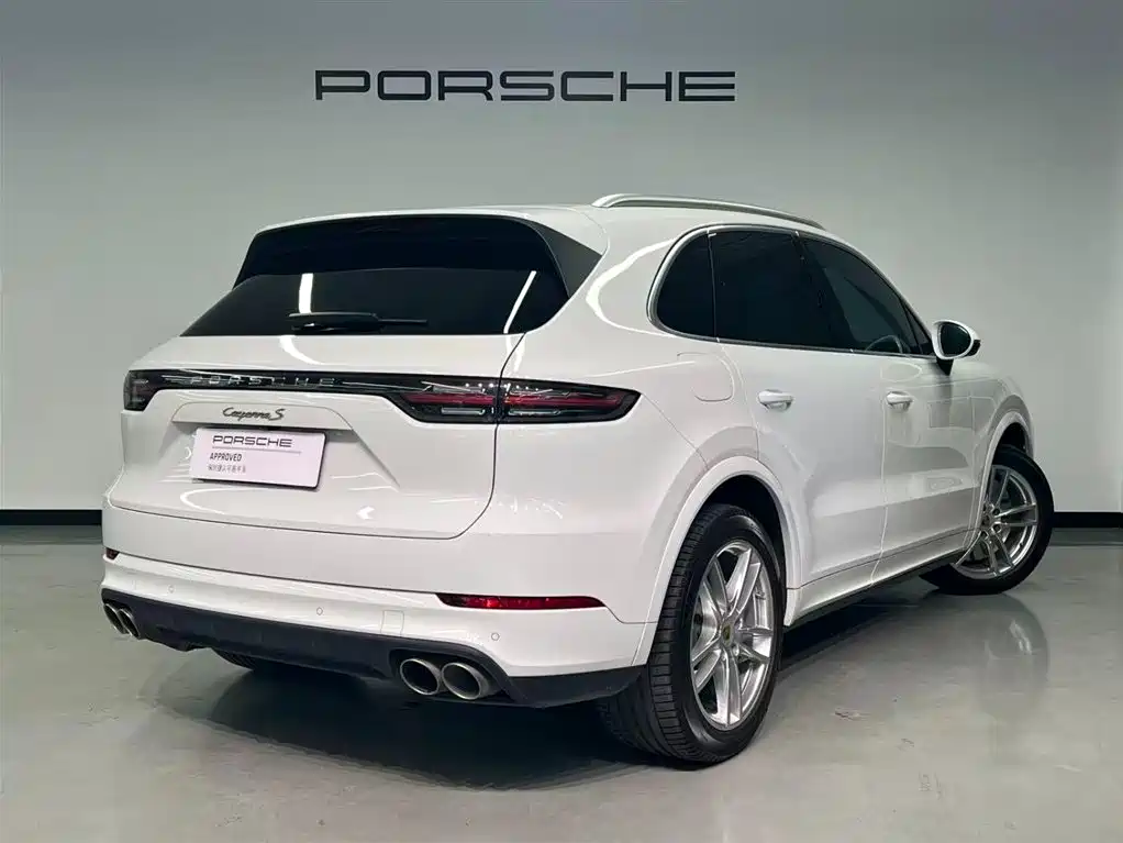 Porsche Cayenne — миниатюра 25