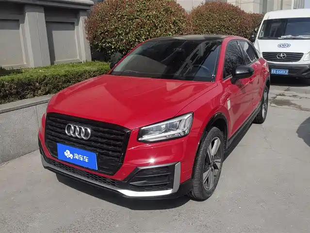 audi q2l