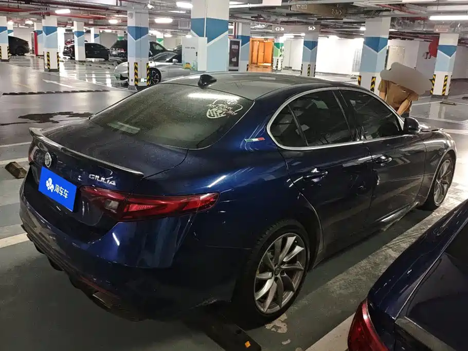Alfa Romeo Giulia — миниатюра 3