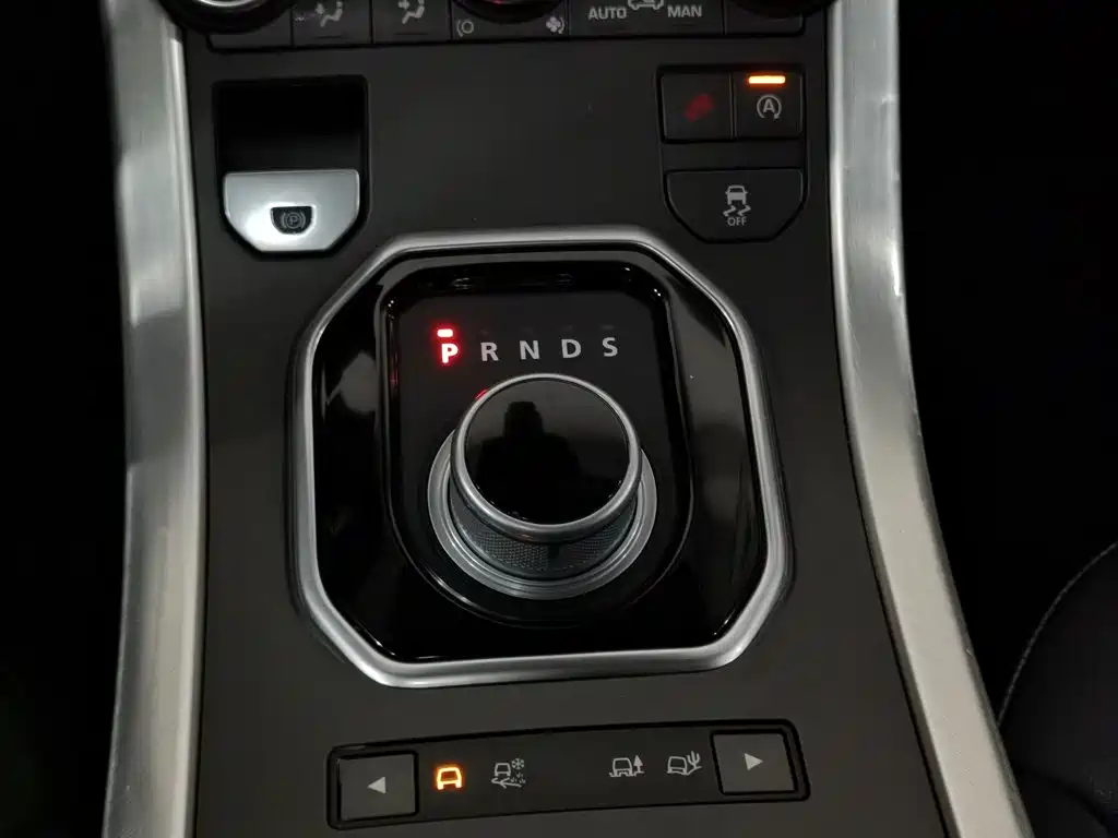 Land Rover Evoque — миниатюра 13