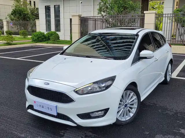 FORD FOX 2017