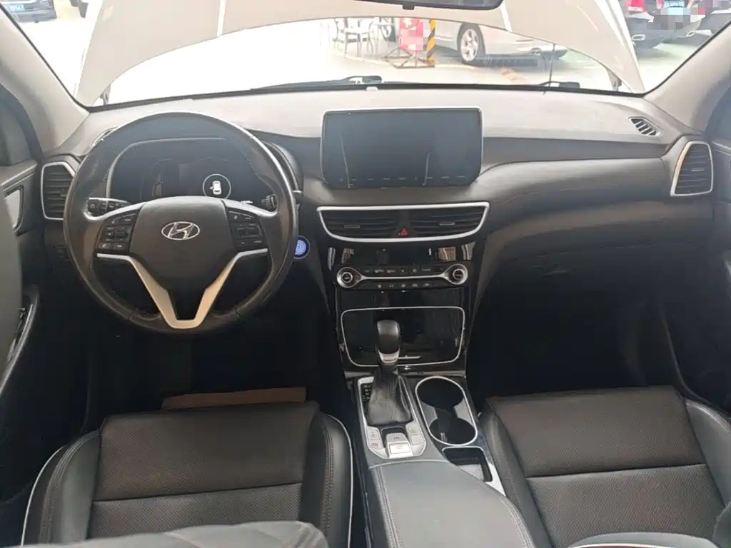 Hyundai Tucson — миниатюра 10