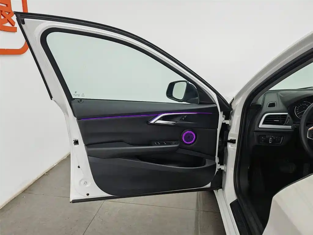 BMW 1 Series 1 2017 118i Fashion