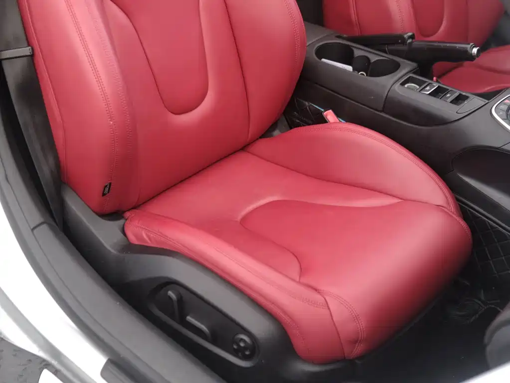 Audi R8 — миниатюра 15
