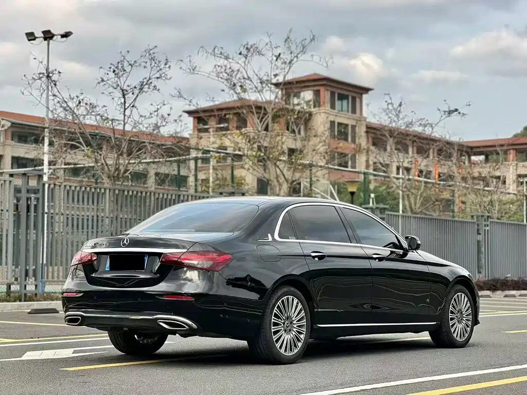 Mercedes-Benz E-Class E 2023 E 300 L Luxury