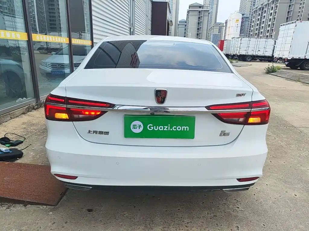 Roewe Roewe i6 Classic — миниатюра 6