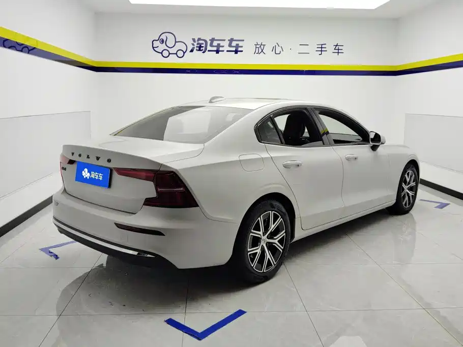 Volvo S60 — миниатюра 3