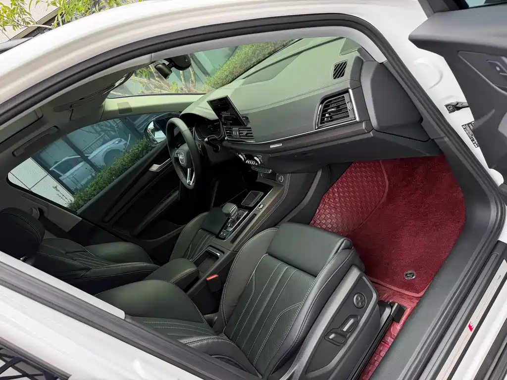 Audi Q5L — миниатюра 9
