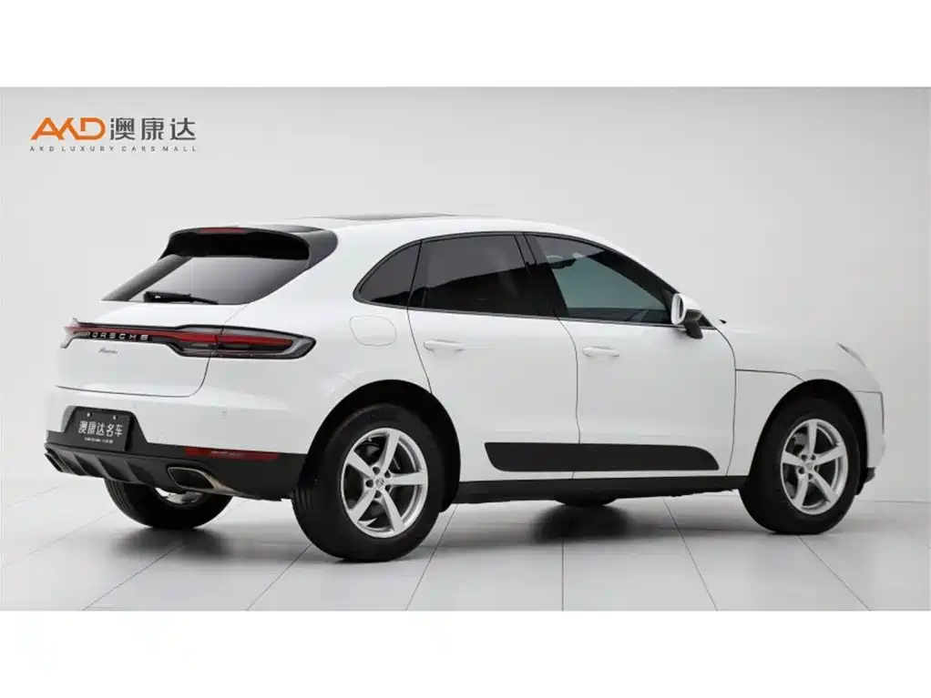 Porsche Macan — миниатюра 3