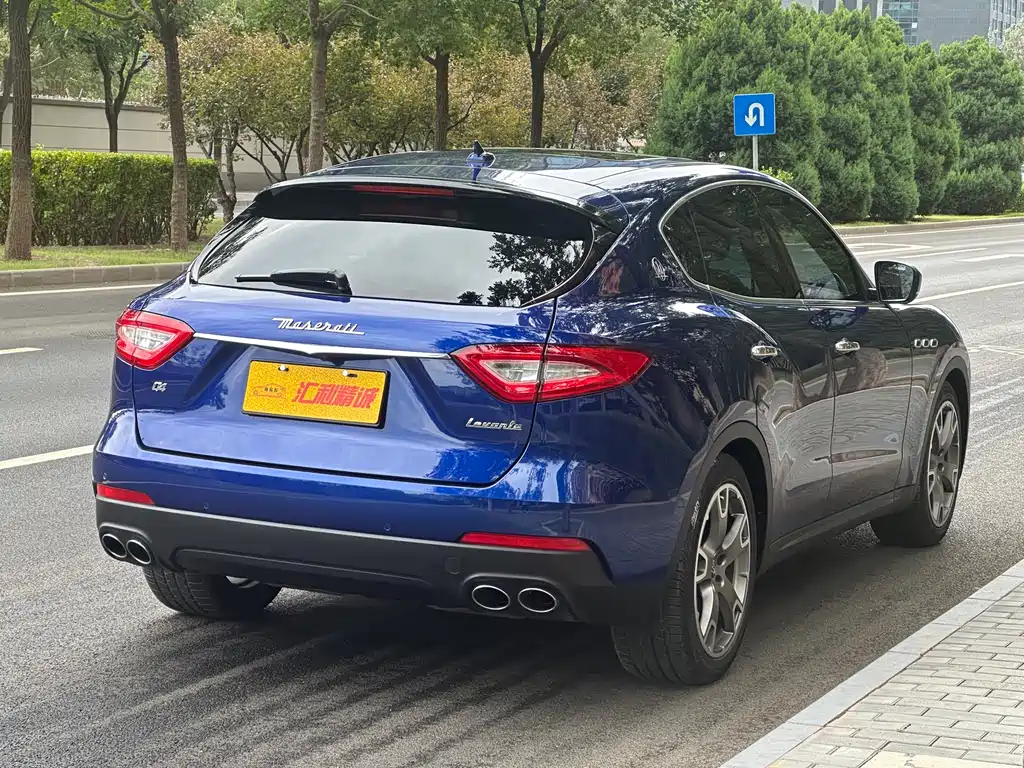MASERATI LEVANTE