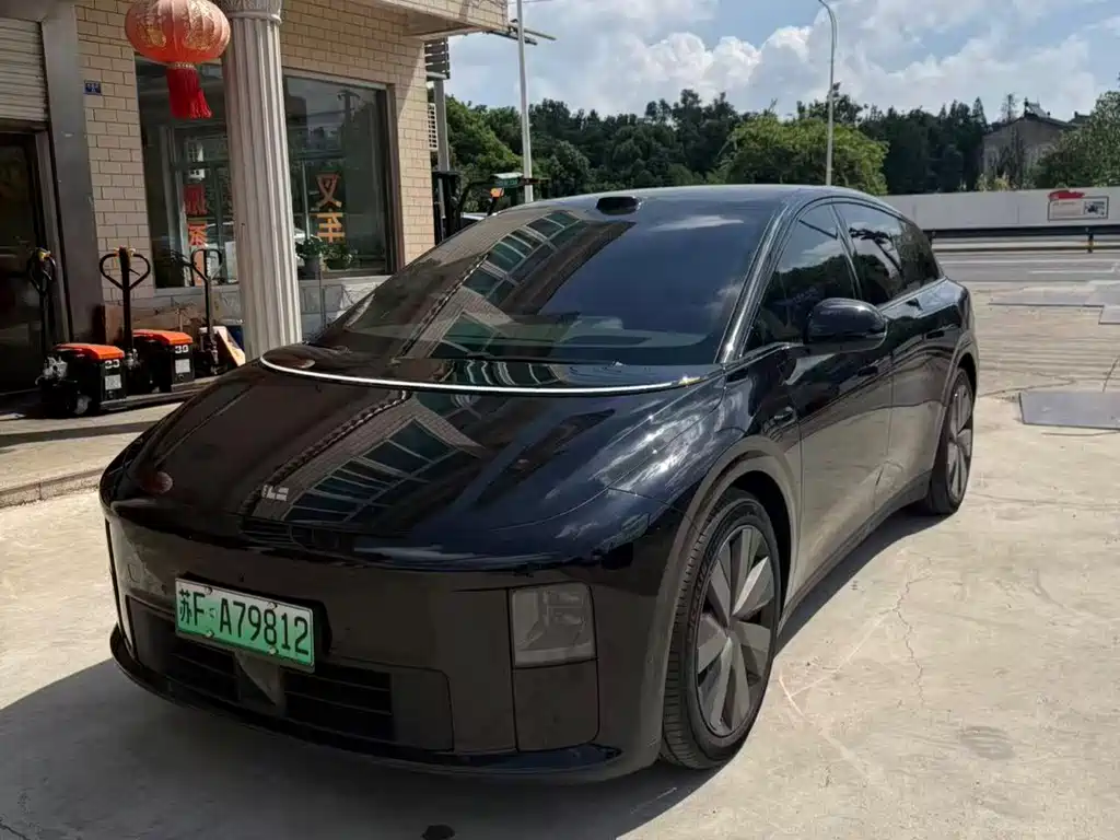 Li Auto Идеальный i6