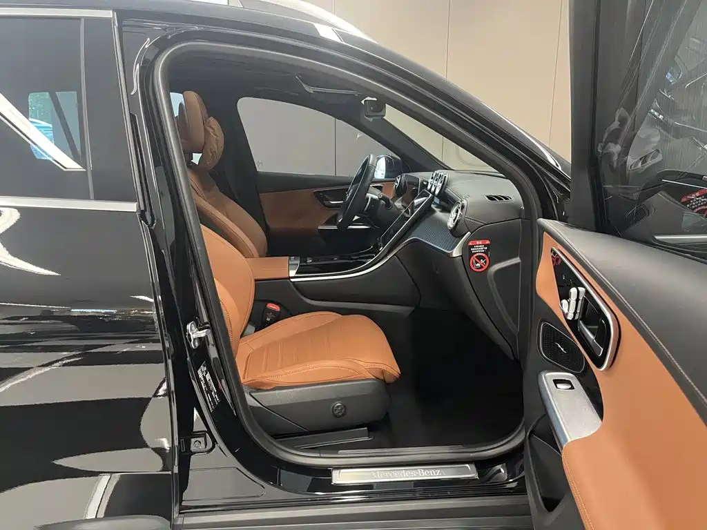 Mercedes-Benz GLC — миниатюра 18