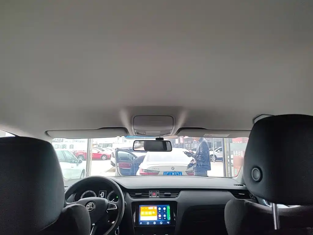 Skoda Octavia — миниатюра 18
