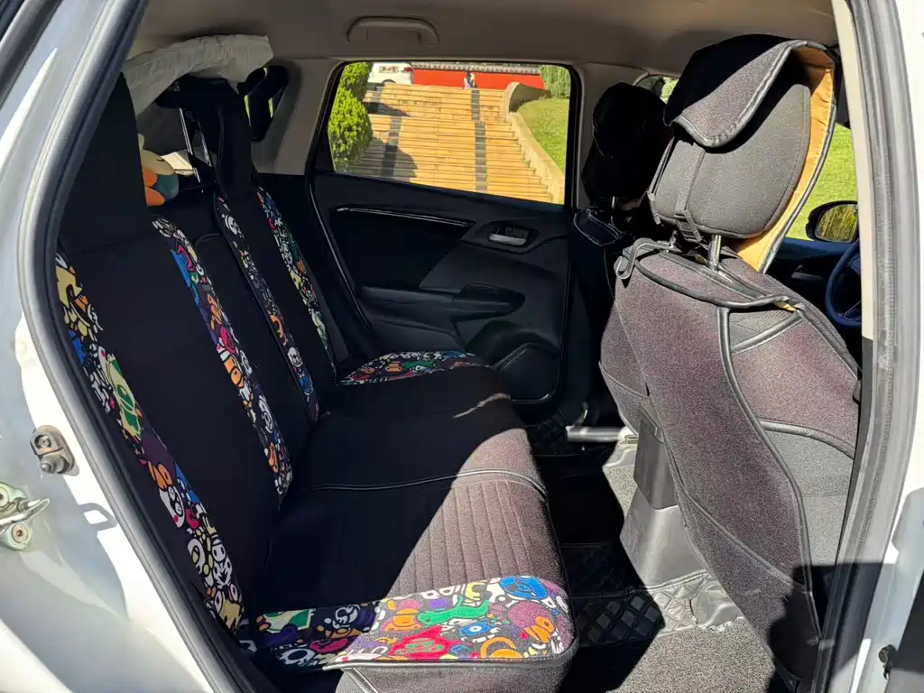 Honda Fit — миниатюра 16