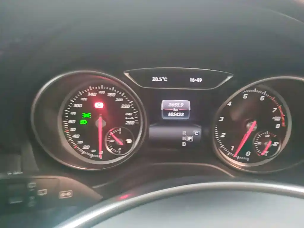 Mercedes-Benz GLA — миниатюра 12