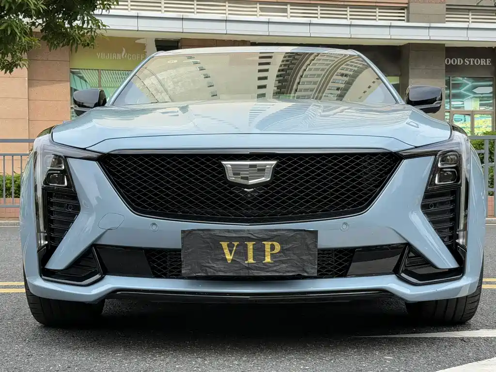 Cadillac CT5 — миниатюра 2