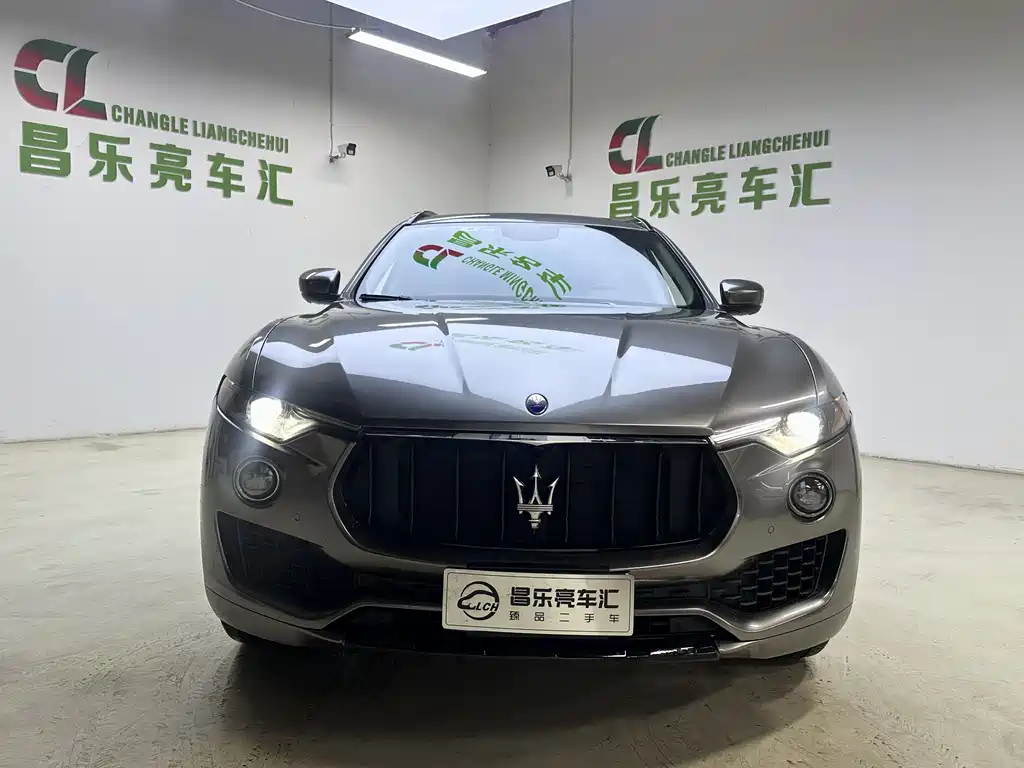 Купить Maserati Levante
