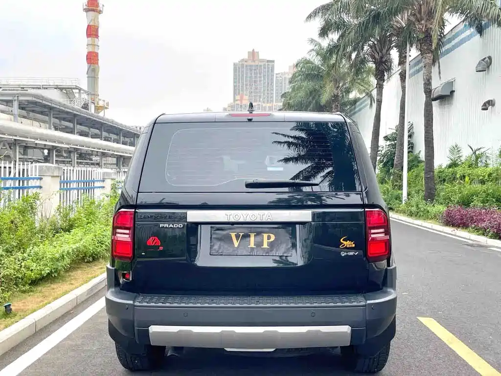 Toyota Prado — миниатюра 8