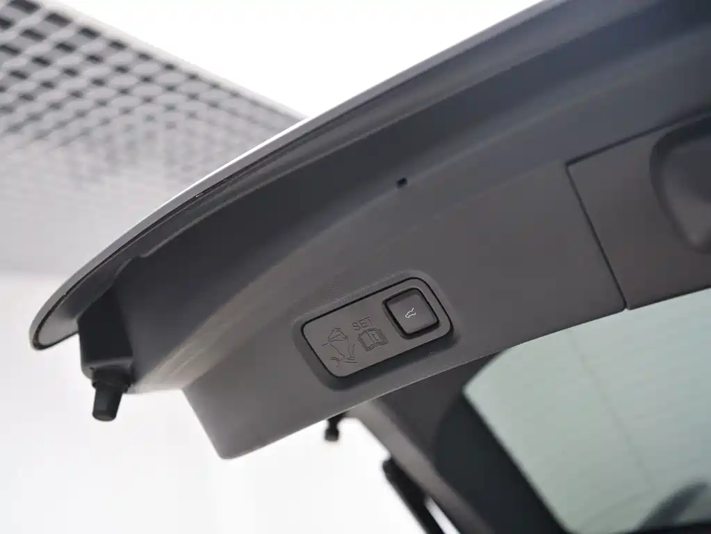Ford Mondeo — миниатюра 21