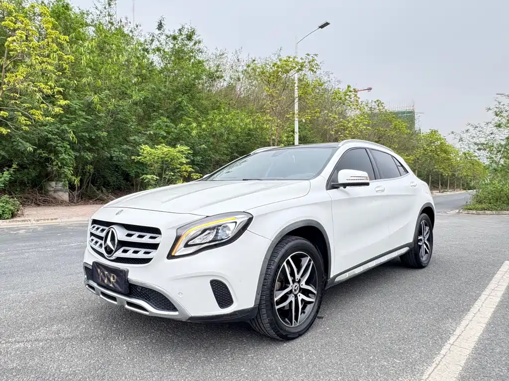 Mercedes-Benz GLA 2017