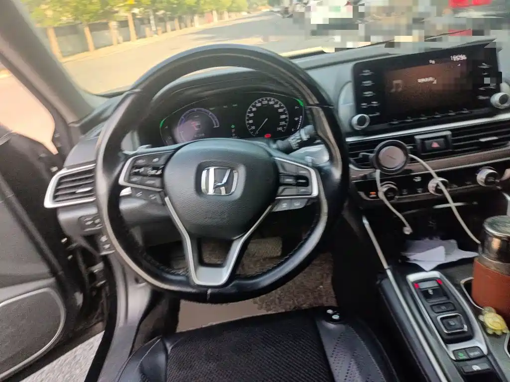 Honda Accord — миниатюра 11