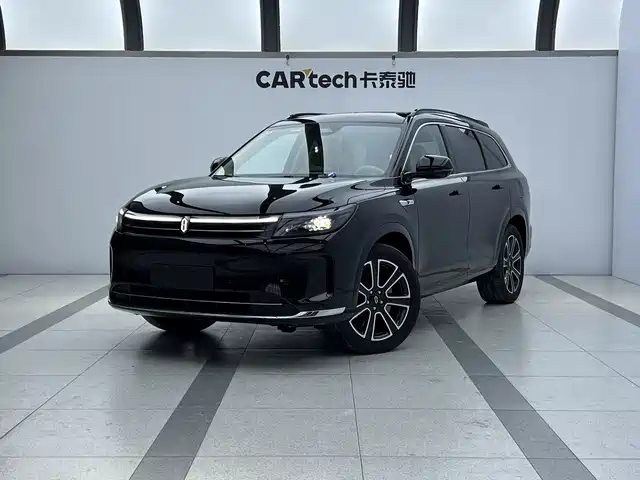 HONGMENG ZHIXING ASK THE WORLD M7 2024