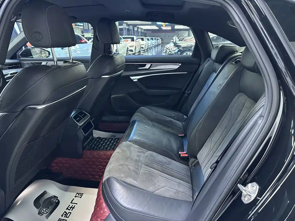 Audi A6L — миниатюра 5