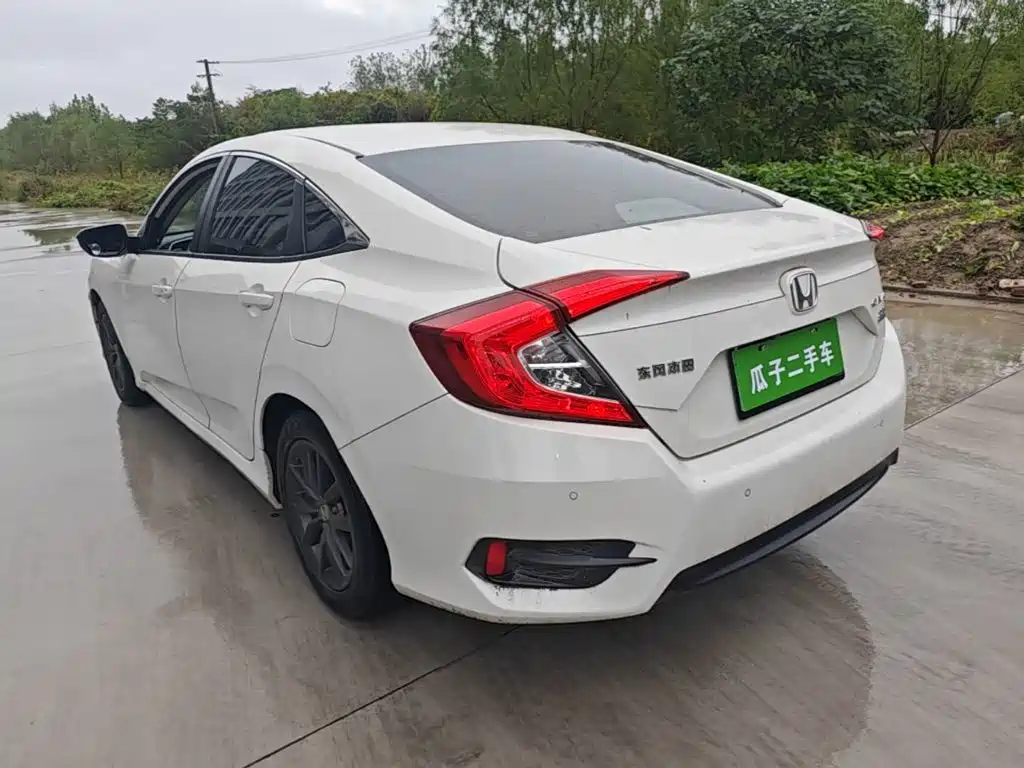 Honda Civic — миниатюра 5