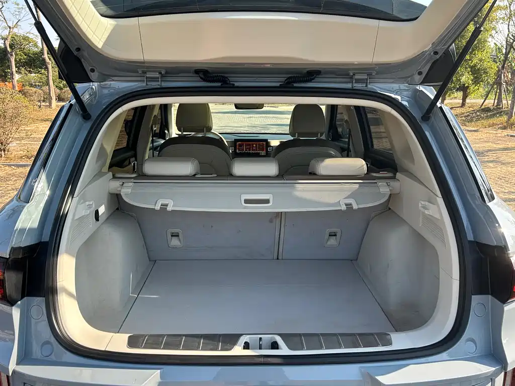 GEELY AUTOMOBILE GEELY ICON