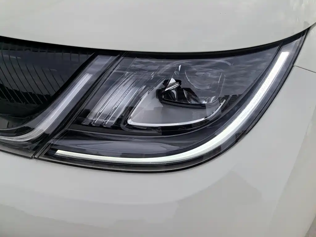 BYD Dolphin — миниатюра 5