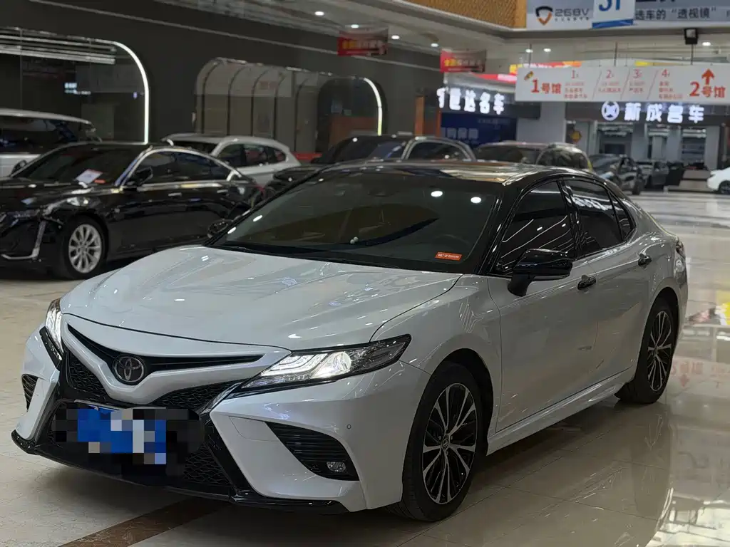 Toyota Camry 2020