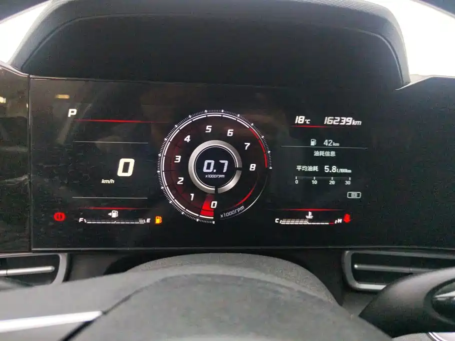 Hyundai Elantra — миниатюра 14