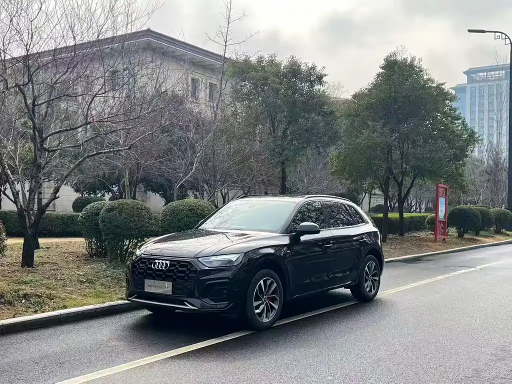 Audi Q5L 2025