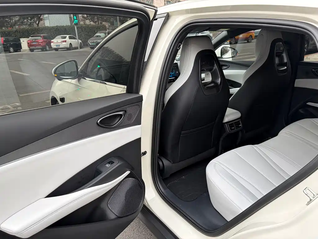 BYD SEAL 06 NEW ENERGY