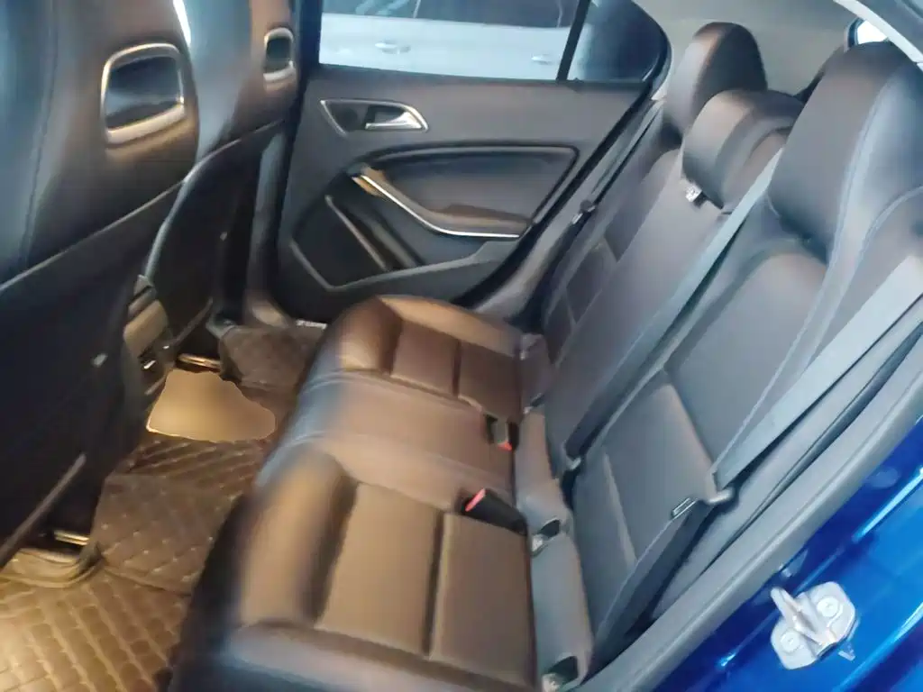 Mercedes-Benz GLA — миниатюра 17