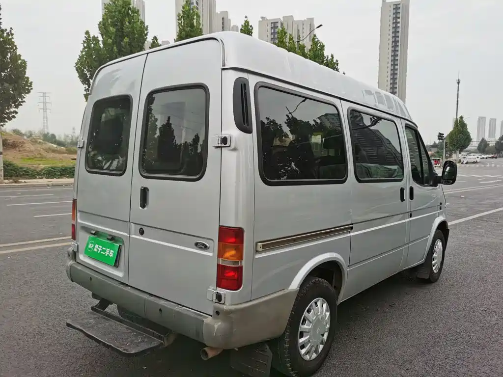 Ford Transit Classic — миниатюра 24