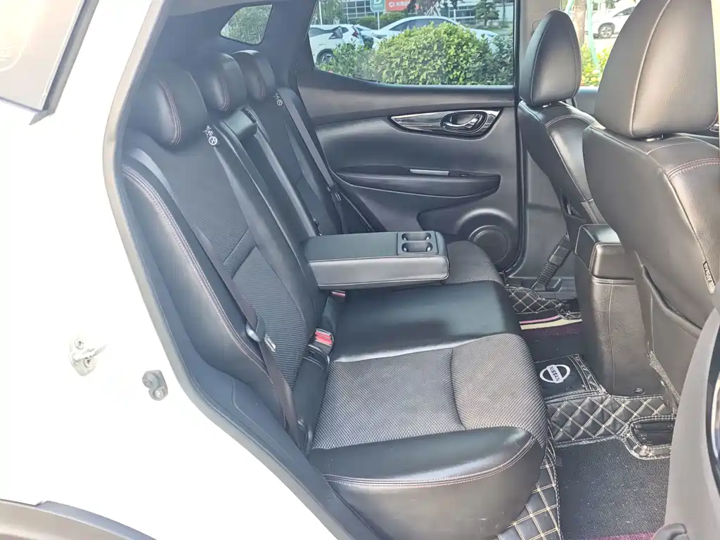 Nissan Qashqai — миниатюра 19