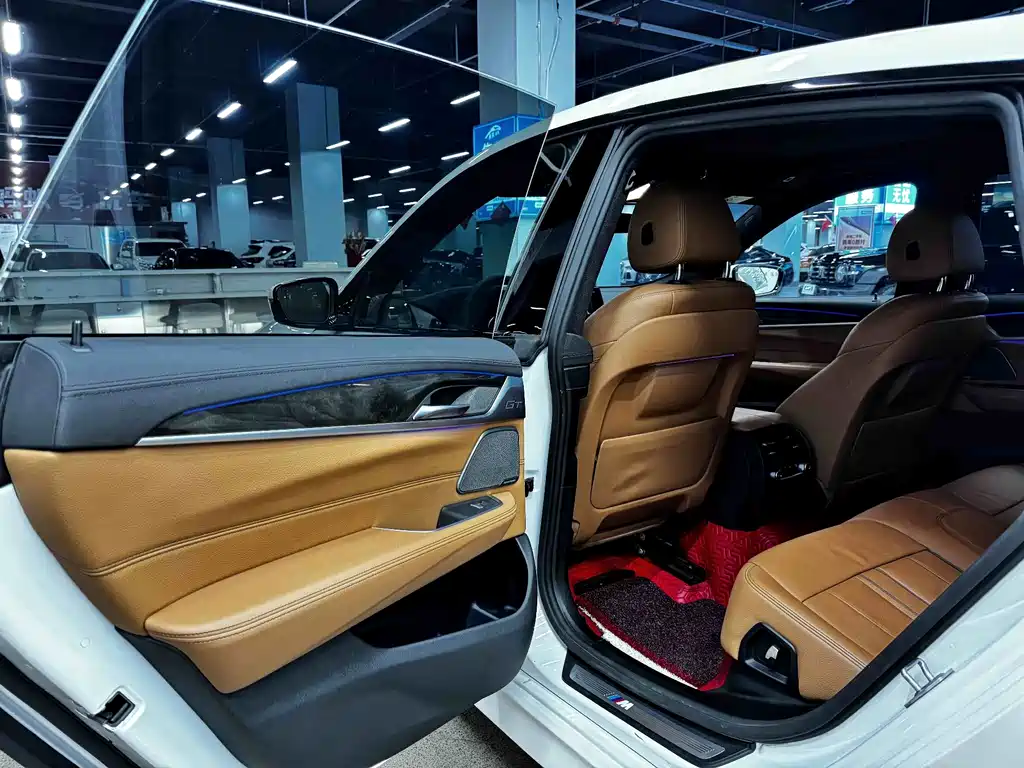 BMW 6 Series GT — миниатюра 13