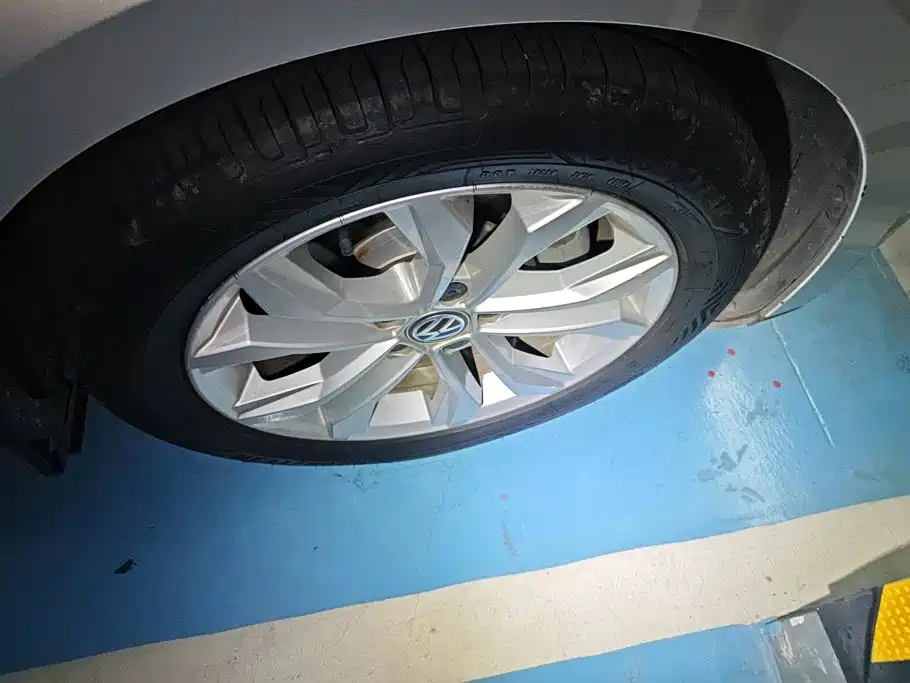 Volkswagen Magotan — миниатюра 6