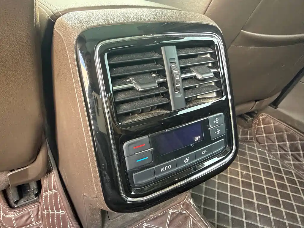 Volkswagen Passat — миниатюра 11