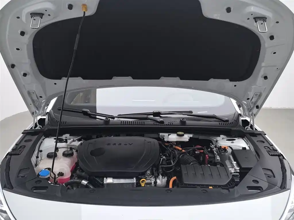 GEELY GALAXY GALAXY L6