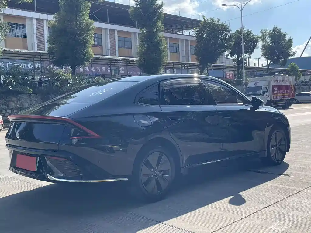 Wuling Xingguang — миниатюра 9