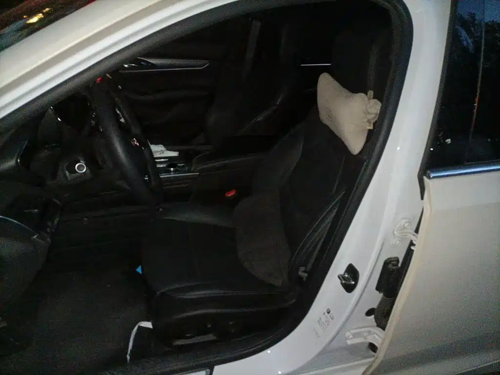 Cadillac CT5 — миниатюра 8
