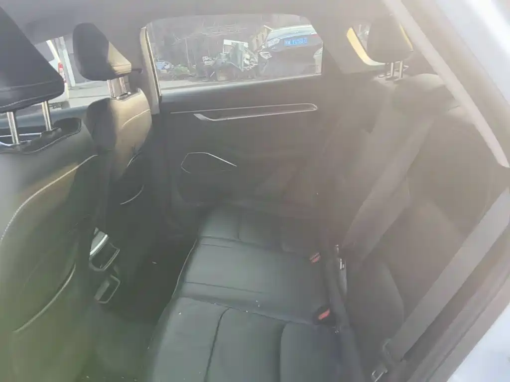 Geely Emgrand — миниатюра 17