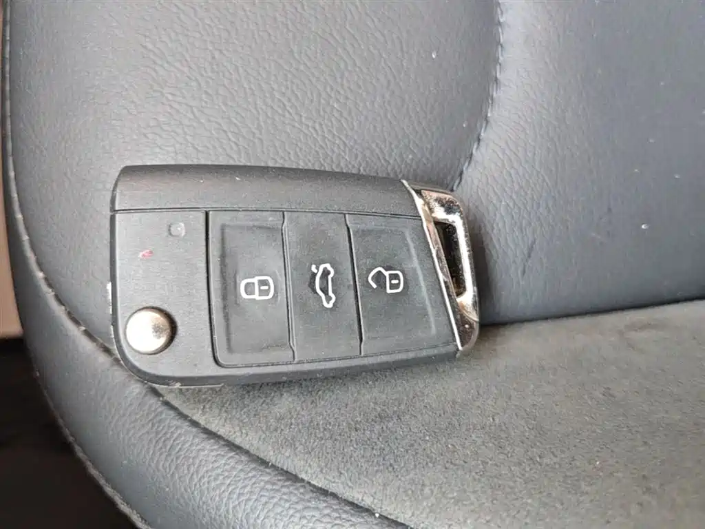 Volkswagen Tiguan L L 2021 330TSI AT R-Line