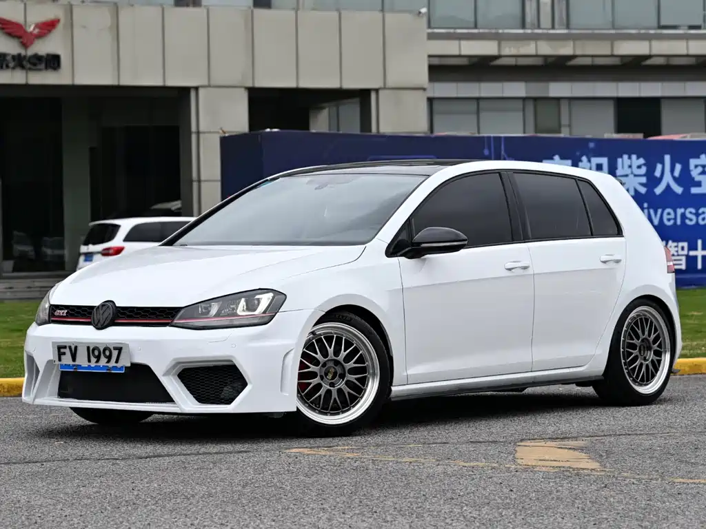 Volkswagen Golf GTI 2017