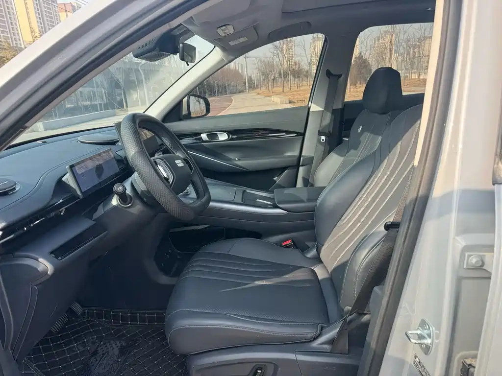 GEELY GALAXY GALAXY E5