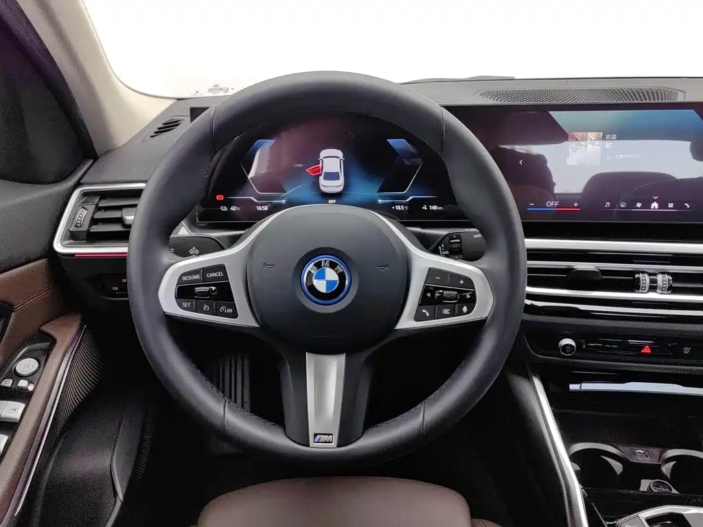 BMW i3 — миниатюра 11